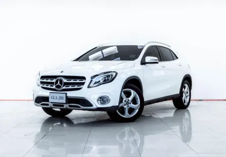 4A922 Mercedes-Benz GLA-Class 1.6 GLA200 2020 รถสวยไมล์น้อย