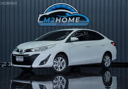 TOYOTA YARIS ATIV 1.2 E CVT AT ปึ 2018 จด 2019 สี ขาว