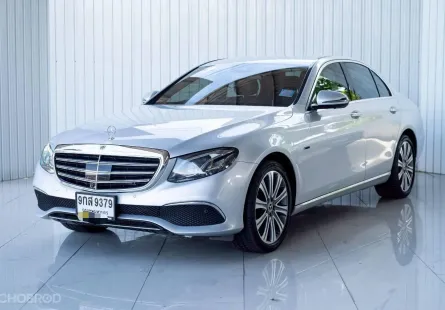Mercedes-Benz E-Class E300e 2.0 ปี 2020 รถหรูสมรรถนะสูง