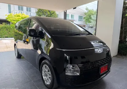 Hyundai STARIA 2.2 Premium 2024 รถสวยพร้อมใช้งาน วิ่งเพียง 14,500 กม. มีประกันภัยชั้น 1  