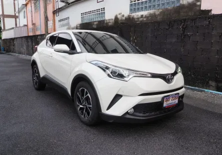 Toyota  Chr 1.8 Mid ปี 2020