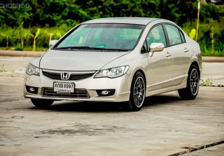 2006 Honda CIVIC 2.0 i-VTEC รถเก๋ง 4 ประตู 