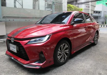 2025 TOYOTA YARIS ATIV 1.2 PREMIUM LUXURY(TOP สุด) AUTO สีแดง วิ่งน้อย 145 กม. รถสวยสภาพใหม่ 