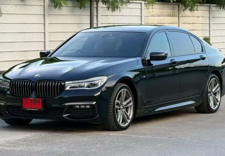 BMW 7 Series 730Ld 2019 รถมือเดียว วารันตีศูนย์ ไมล์น้อย  90,0000 km . เจ้าของขายเอง  
