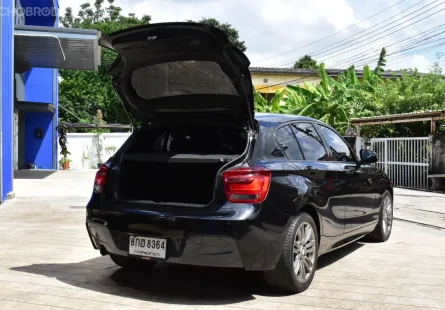 BMW 116i M Sport (F20) รถ CBU นำเข้าทั้งคัน ปี 2013 สีดำ สภาพสวยๆ ช่วงล่างแน่นๆ เครื่อง 1,600 cc