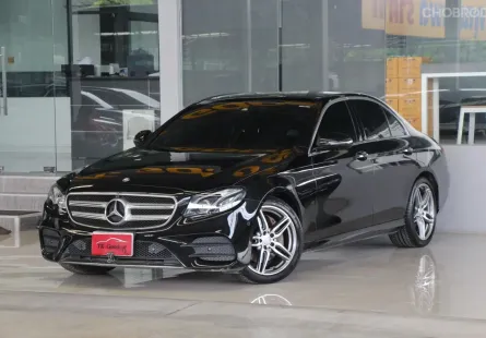 Mercedes-Benz E-Class 2.0 E220d AMG ปี 2017 ไมล์แท้9x,xxxโล เข้าศูนย์ตลอด รถบ้านมือเดียว ฟรีดาวน์