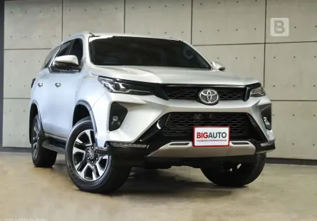 2022 Toyota FORTUNER 2.4 Leader V SUV AT ไมล์แท้ 7 หมื่น Warranty 5 ปี 150,000 KM B274