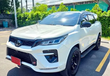 2018 Toyota Fortuner 2.8 GR Sport SUV รถสภาพดี มีประกัน ไมล์แท้  