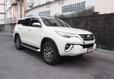 TOYOTA FORTUNER 2.4 V  ปี2019