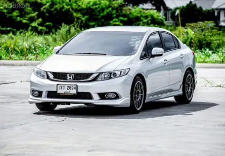 2012 Honda CIVIC 1.8 i-VTEC รถเก๋ง 4 ประตู 