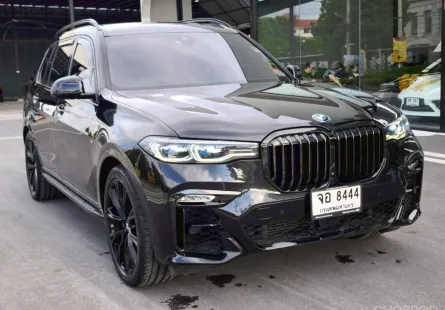 2022 BMW X7 xDrive30d M SPORT สีดำ