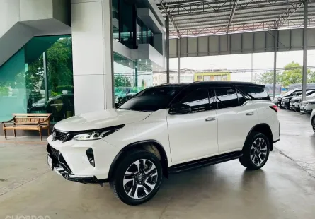 Toyota Fortuner 2.4 Legender ปี22แท้ ไมล์แท้ มือแรก