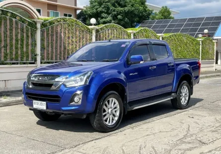 ISUZU D-MAX BLUE POWER CAB-4 HI-LANDER 1.9 Z DVD (MNC) ปี 2019 เกียร์MANUAL สภาพนางฟ้า 