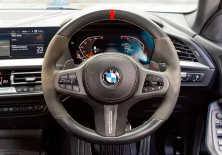 Mercedes-Benz E-Class E300e 2022 รถประหยัดน้ำมัน เทคโนโลยีล้ำสมัย