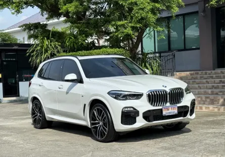 2020 BMW X5 30D MSPORT รถมือเดียวออกป้ายแดง รถวิ่งน้อย เข้าศูนย์ตามระยะ รถไม่เคยมีอุบัติเหตุครับ