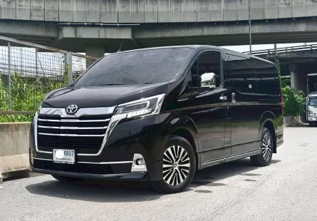 Toyota Majesty 2.8 Grande ปี 2020 แท้ สีดำ เครื่องดีเซล