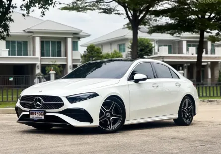 2024 Mercedes-Benz A-Class 1.3 A200 รถเก๋ง 4 ประตู ไมล์น้อย มือเดียวป้ายแดง  