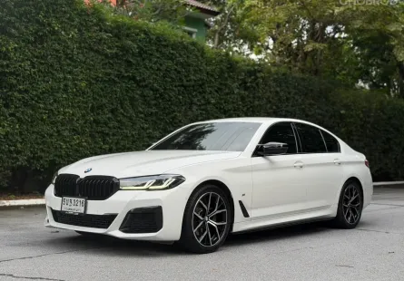 2021 BMW 5 Series 2.0 520d รถเก๋ง 4 ประตู ดาวน์ 0% รถบ้านมือเดียว ไมล์น้อย