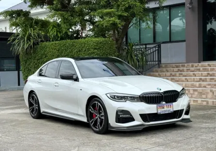 2022 BMW 320D MSPORT รถมือเดียวป้ายแดง วิ่งเพียง 6X,XXX กม รถไม่มีอุบัติเหตุ BSI ยังเหลืออีกนานครับ