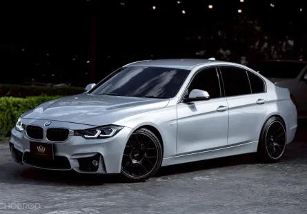 BMW 3 Series 320i 2.0 F30 Luxury ปี 2014 รถสวยพร้อมใช้งาน 