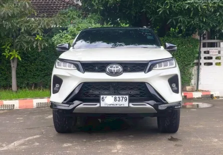 Toyota Fortuner 2.8 Legender Black Top 2WD auto ปี 2020 แท้ สีขาว
