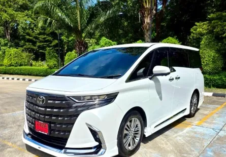 2025 Toyota ALPHARD 2.5 Z รถตู้/MPV ดาวน์ 0% รถสวย ไมล์น้อย มือเดียวป้ายแดง  