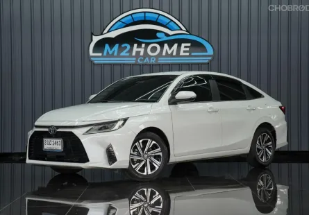 TOYOTA YARIS ATIV 1.2 Premium AT ปี 2023 สี ขาว