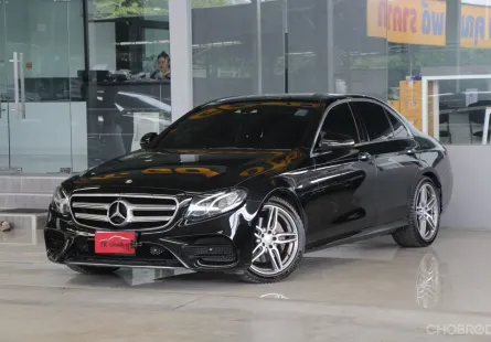 Mercedes-Benz E-Class 2.0 E220d AMG ปี 2017 รถบ้านแท้ๆ ใช้น้อยเข้าศูนย์ตลอด สวยเดิมทั้งคัน ฟรีดาวน์
