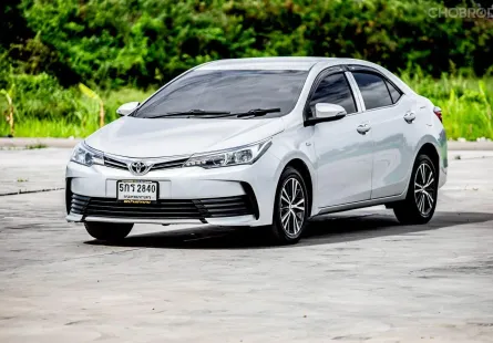 2017 Toyota COROLLA 1.6 รถเก๋ง 4 ประตู 