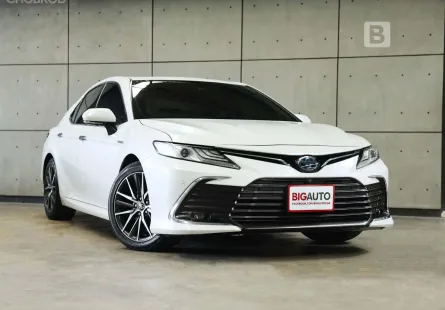 2022 Toyota CAMRY 2.5 HEV Premium Luxury Sedan AT ไมล์แท้ Warranty 5 ปี 150,000 KM B6770