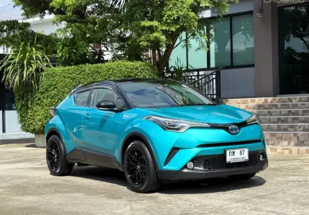 2019 TOYOTA CHR HV HI รถมือเดียวออกป้ายแดง รถวิ่งน้อย เข้าศูนย์ตามระยะ รถไม่เคยมีอุบัติเหตุครับ