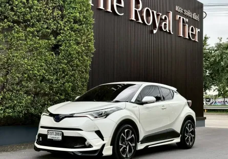 Toyota C-HR 1.8 HV 2019 ประหยัดน้ำมัน รถบ้านแท้ ไมล์น้อย รุ่นท๊อปสุด