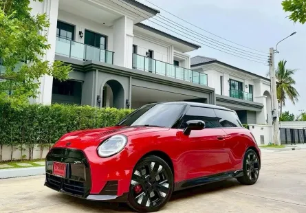 2025 Mini Cooper SE Cooper SE MINI Yours 32.6 kWh รถเก๋ง 5 ประตู รถบ้านมือเดียว ไมล์น้อย 