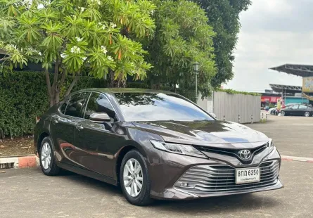 Toyota Camry 2.0 G ปี 2018 (สีน้ำตาล)
