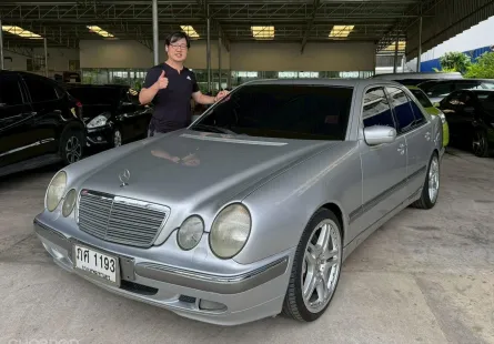 Mercedes-Benz E200 Kompressor W210 2.0i ปี 2001 สีเทา