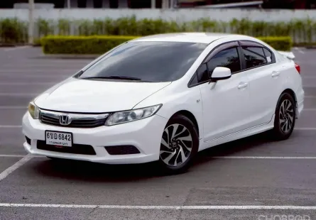 Honda Civic FB 1.8 i-VTEC ปี 2013 รถบ้านสวยๆ ไมล์น้อย มือเดียวป้ายแดง 
