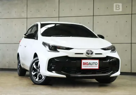 2023 Toyota YARIS 1.2 Smart Hatchback AT ไมล์แท้ 1 หมื่น Warranty 3 ปี 100,000 KM B960