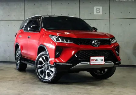 2021 Toyota FORTUNER 2.8 Legender 4WD SUV Black Top AT ไมล์แท้ 8 หมื่น รับประกัน 5ปี 150,000KM B8301