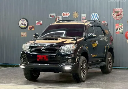 TOYOTA FORTUNER 3.0 TRD Sportivo 4WD ปี 2015
