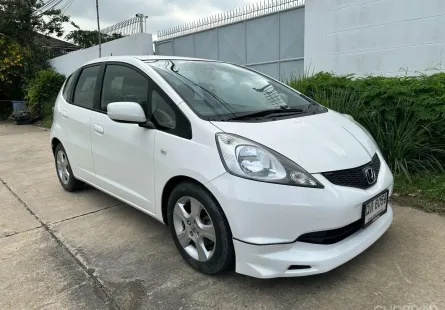 Honda Jazz GE 1.5 AT 2008  สีขาวสวยมาก