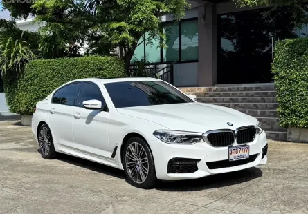 2020 BMW 530e MSPORT รถมือเดียวออกป้ายแดง รถวิ่งน้อย รถเข้าศูนย์ตามระยะ ไม่เคยมีอุบัติเหตุครับ