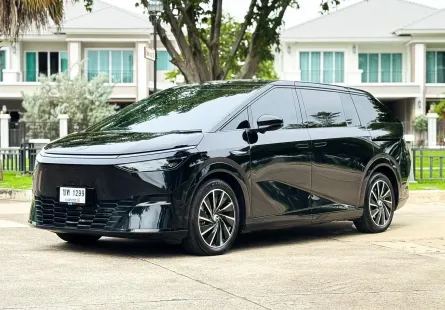 XPeng X 67kWh Flagship 2025 รถไฟฟ้าสมรรถนะสูง สภาพป้ายแดง 