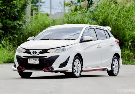 TOYOTA Yaris Hatchback 1.2 E CVT A/T ปี 2019