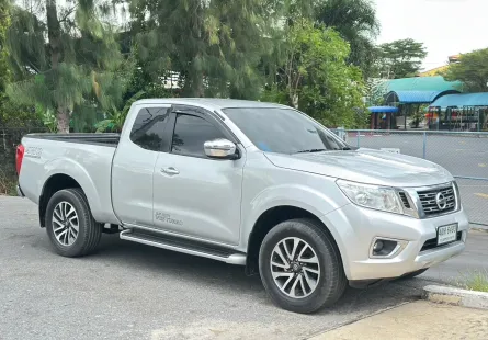 2017 Nissan Navara Np300 Cab2.5 V 4WD (6MT)