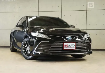 2022 Toyota CAMRY 2.5 HEV Premium Sedan AT ไมล์แท้ 6 หมื่น รับประกัน5 ปี 150,000 KM B2563