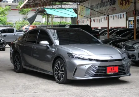 2025 Toyota CAMRY 2.5 HEV Premium Luxury Sedan รุ่น TOP สุด