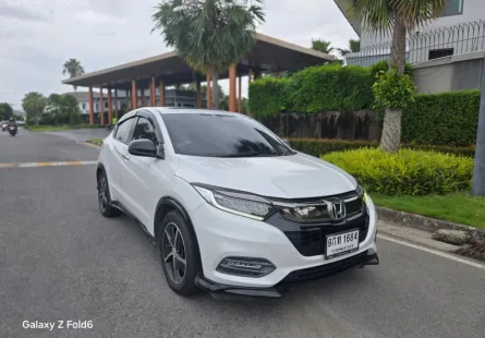 รถบ้าน สภาพดีมาก เจ้าของขายเอง Honda HR-V (ปี 14- 21) 1.8 RS 2019