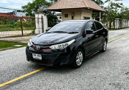 Toyota Yaris Ativ 1.2 E ปี 2018 ผ่อนเริ่มต้น 6,*** บาท