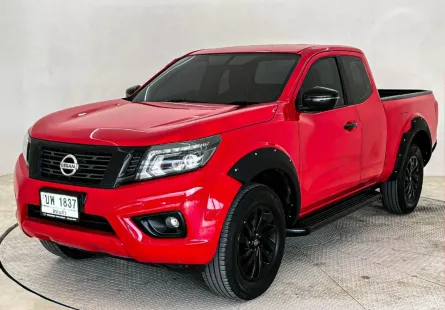 Nissan Navara NP300 King Cab 2.5 Calibre E Black Edition ปี 2019/2020 ผ่อนเริ่มต้น 6,*** บาท