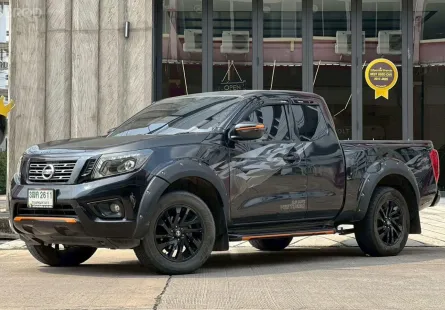 ✅ มั่นใจได้ เพราะเราคือ  #โชว์รูมนิสสันขายเอง   Nissan Navara 2.5 Black Edition Gen 2 ปี2020
